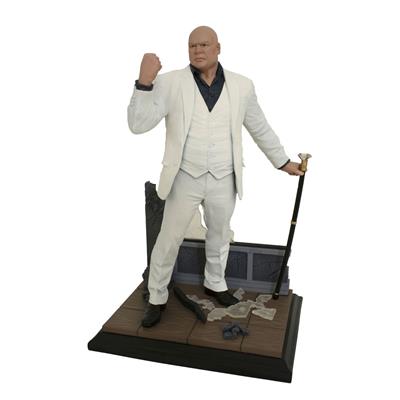 Figura diamond collection gallery marvel hawkeye kingpin diorama